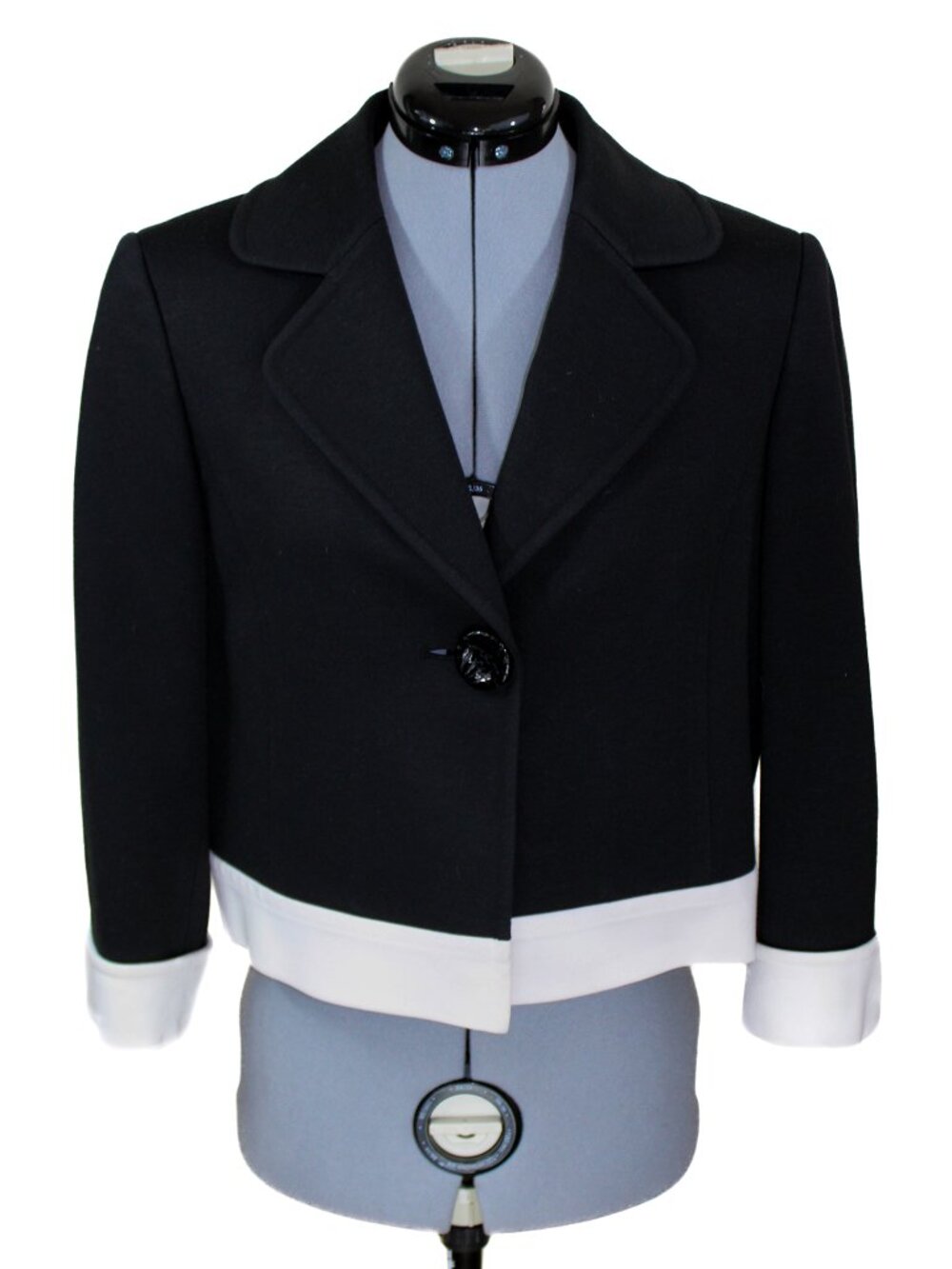 VTG TAHARI ASL Size 6 Black White Colorblock Cropped Blazer Modern Short Y2k